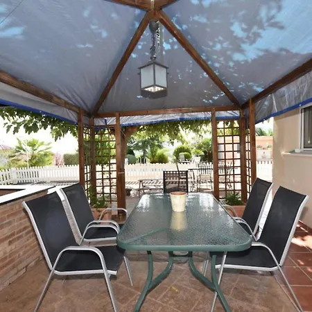 Torreta Of Gormaig, House With Swimming Pool Lodge *