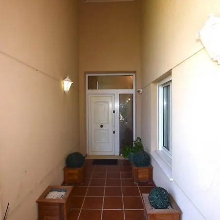 Lodge Torreta Of Gormaig, House With Swimming Pool *