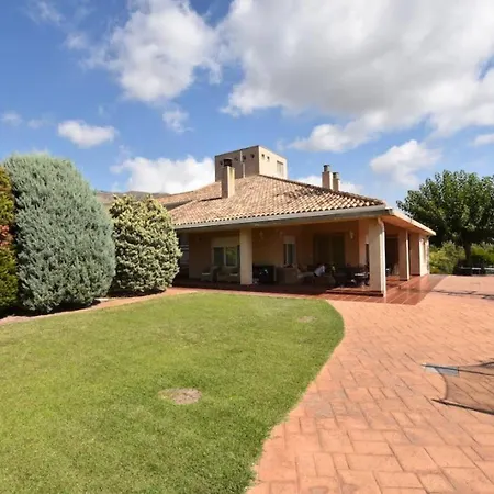 Lodge Torreta Of Gormaig, House With Swimming Pool Gormaig